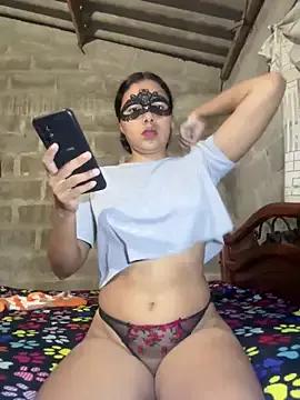 Kyra__Rose on StripChat