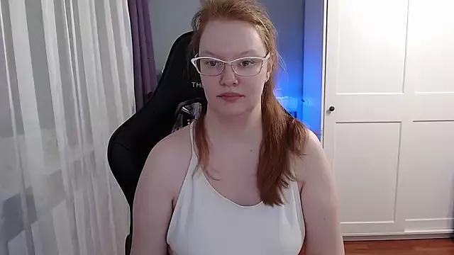 Lady_Inari on StripChat