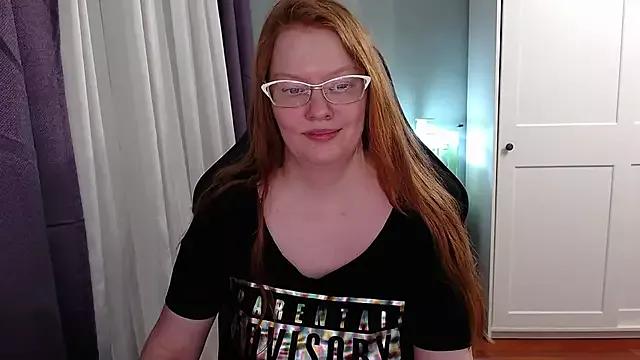 Lady_Inari on StripChat