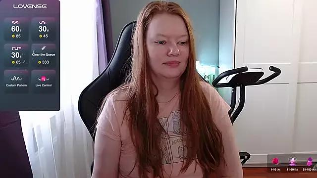 Lady_Inari on StripChat