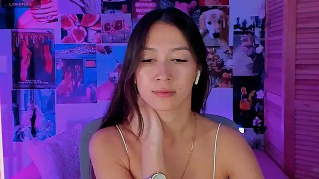 LanaBaker on StripChat