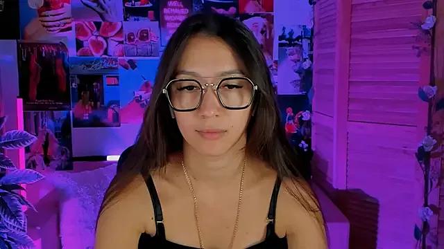 LanaBaker on StripChat