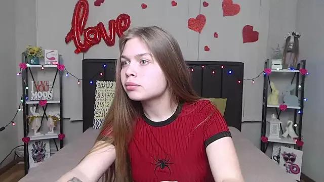 LaraPika on StripChat 