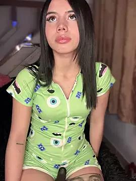 Laura-Khalifa on StripChat