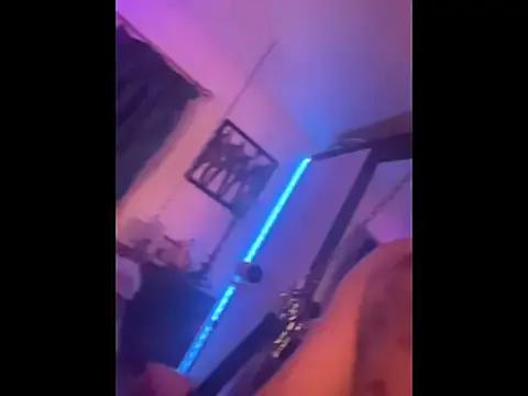 LeatherSdaddy on StripChat