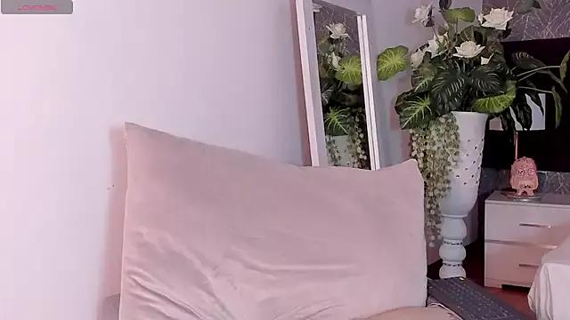 LiaCathaleya on StripChat