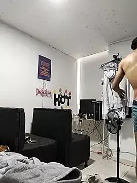 lian_420 on StripChat 