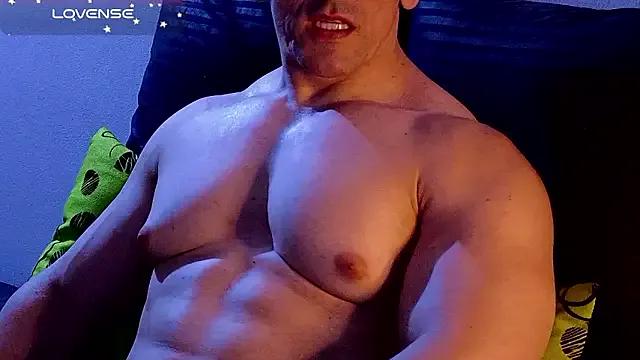 life_warrior on StripChat