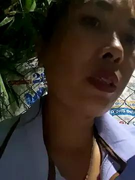 Linaannn on StripChat