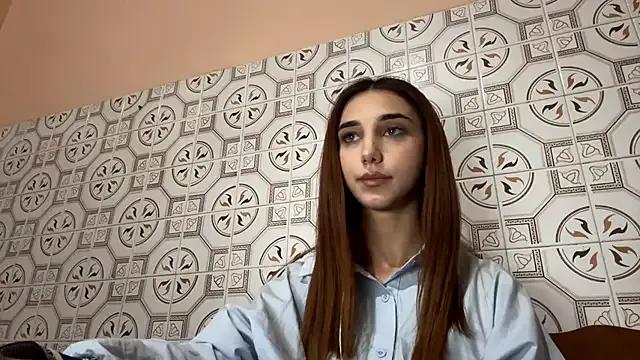 Freechat LinaMour on StripChat