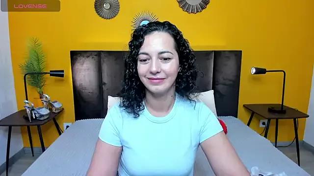 Linda_Insatiable on StripChat