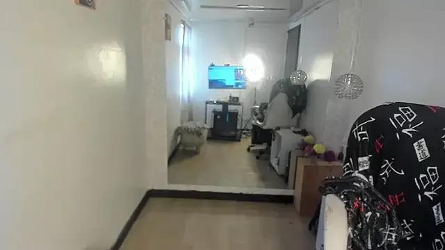 lizha_milf on StripChat