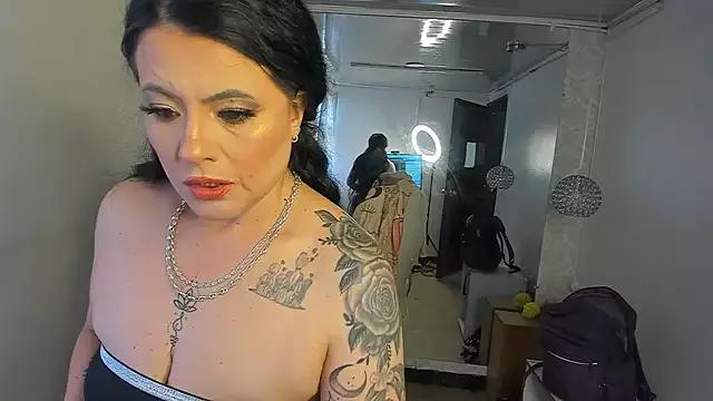 lizha_milf on StripChat