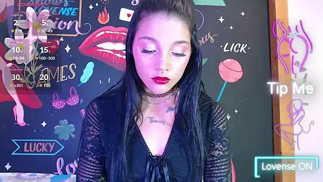 LolaLarsson on StripChat 