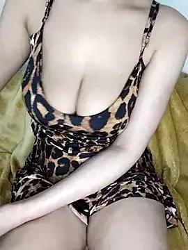 LoLo2020 on StripChat