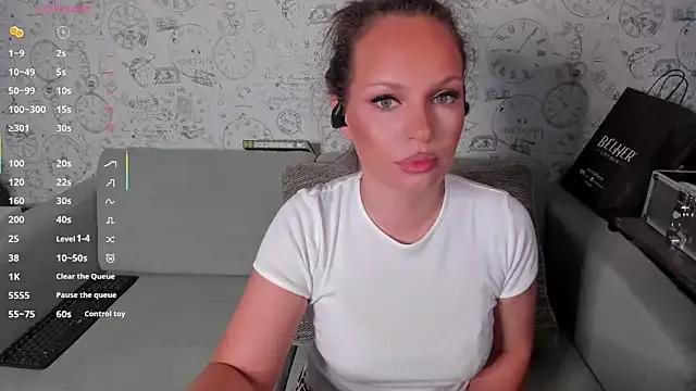 LondonBadGirl on StripChat