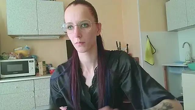 Lucy_Divine on StripChat