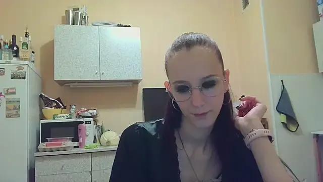 Lucy_Divine on StripChat