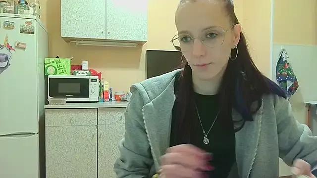 Lucy_Divine on StripChat