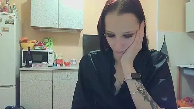 Lucy_Divine on StripChat