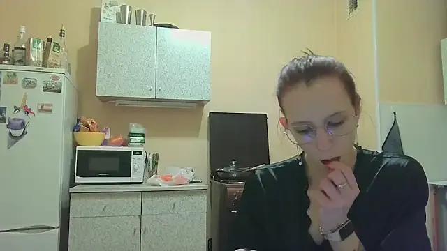 Lucy_Divine on StripChat