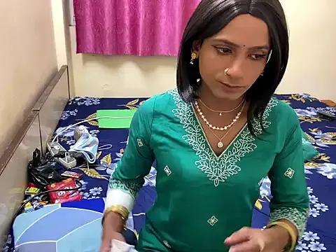 Freechat LuvLayla on StripChat