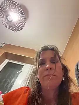 Lwhite1 on StripChat