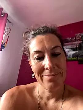 Lwhite1 on StripChat