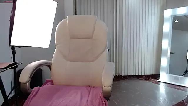 lycoris_19 on StripChat