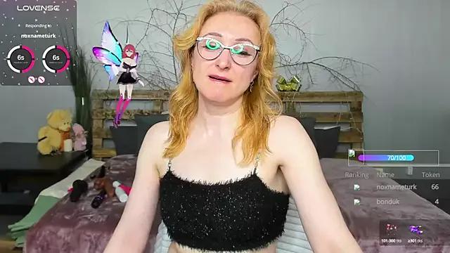 MadissonKiss on StripChat