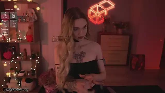 Freechat ManiFreyja on StripChat