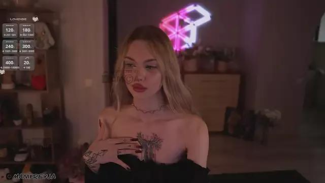 Freechat ManiFreyja on StripChat