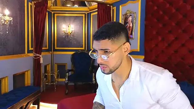 Freechat MarcoVitto on StripChat