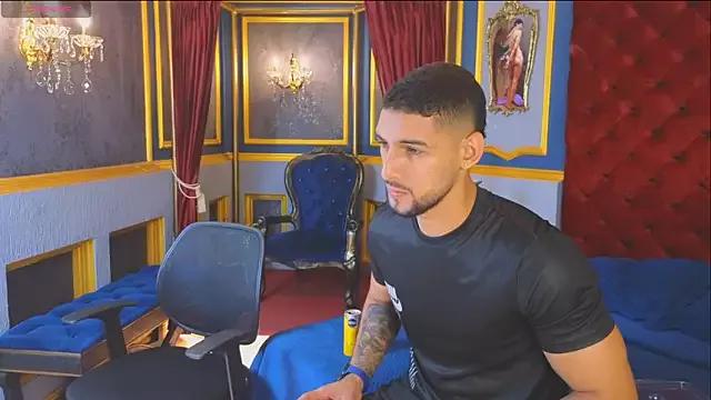 Freechat MarcoVitto on StripChat