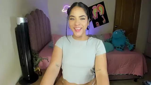 Maryybellax on StripChat