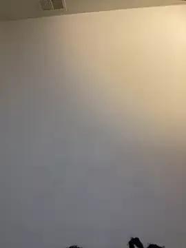 maskedgirl5005 on StripChat