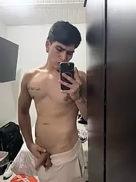 MaxxxSteil on StripChat