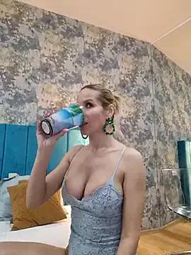 MiraPleasurex on StripChat 