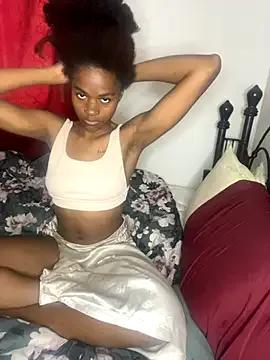 MiriamMoneyAsap on StripChat