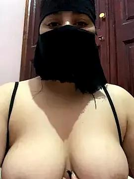 Miss-Soka on StripChat