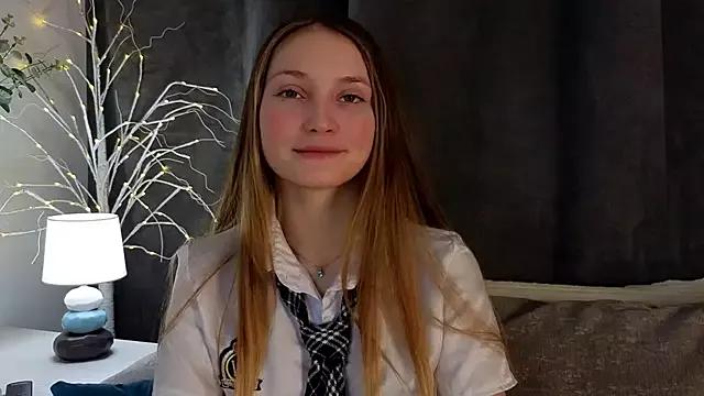 MonaEldon on StripChat