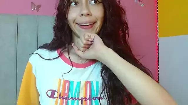 monicahotsex303av on StripChat