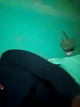 Freechat MoniedPersian on StripChat