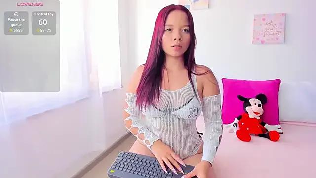 Natalia__Miller on StripChat