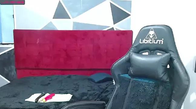 Freechat natashasmithe on StripChat