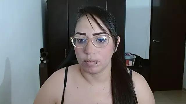 Freechat natashasmithe on StripChat