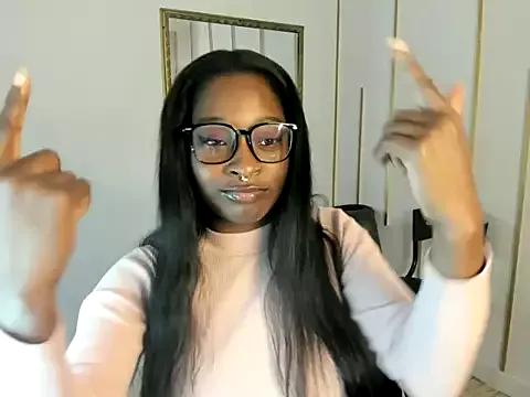 Nayariskaya on StripChat 