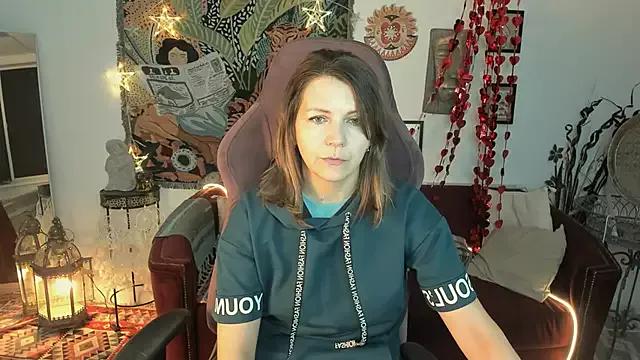 NicoleHitman on StripChat 