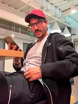 Nikolaj-pristino on StripChat