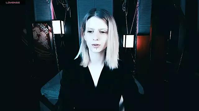 Noah_ElmerX on StripChat